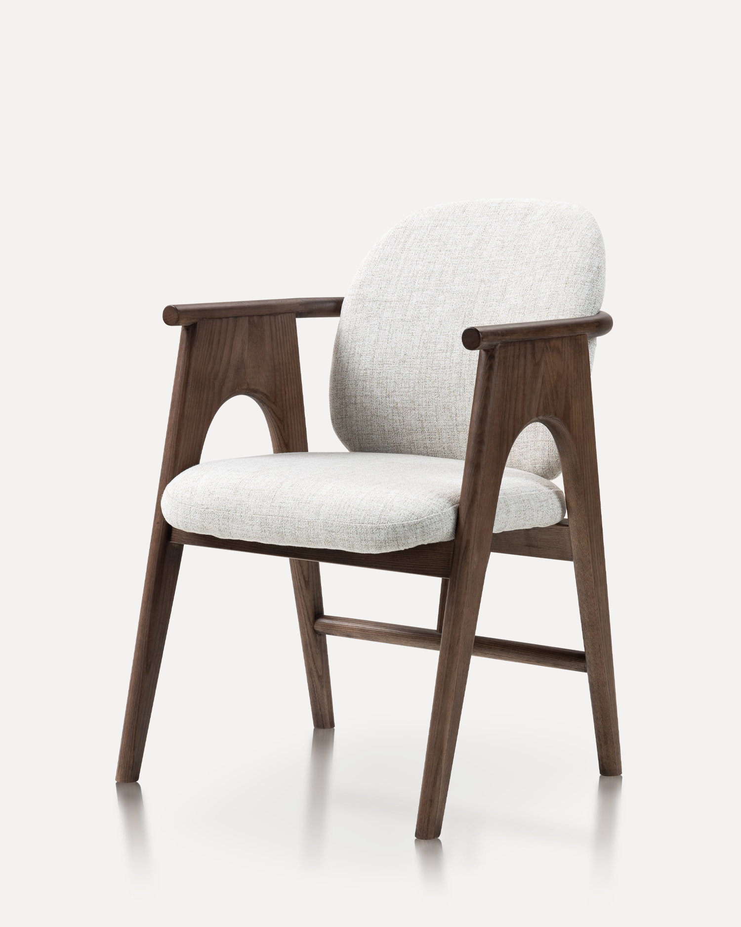 เก้าอี้ไม้หุ้มเบาะหรูหรา